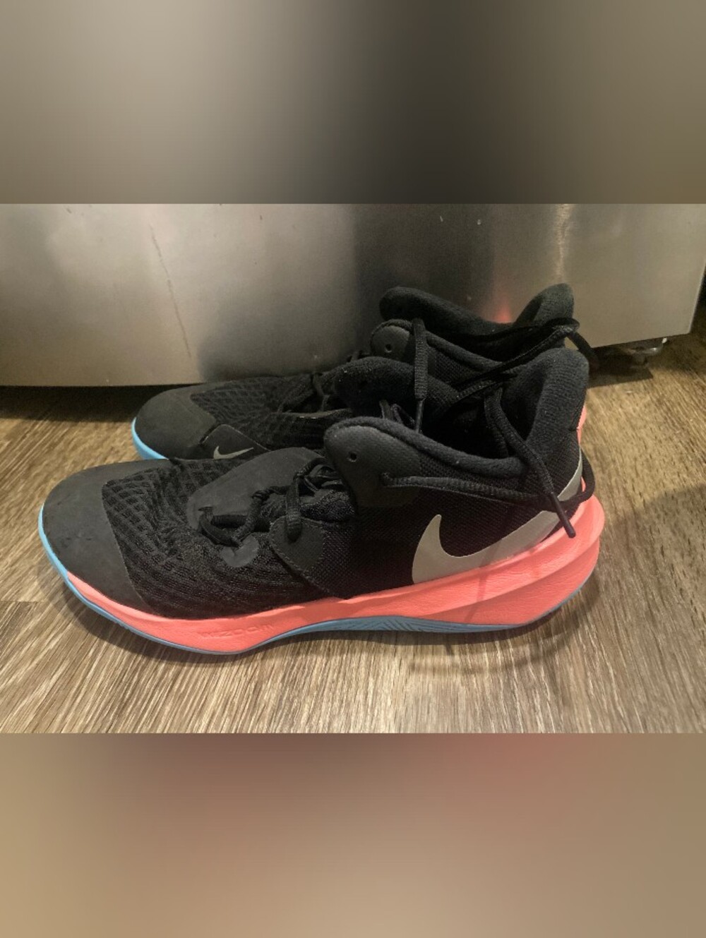 Size 10 - Nike Zoom Hyperspeed Court SE South Beach women's